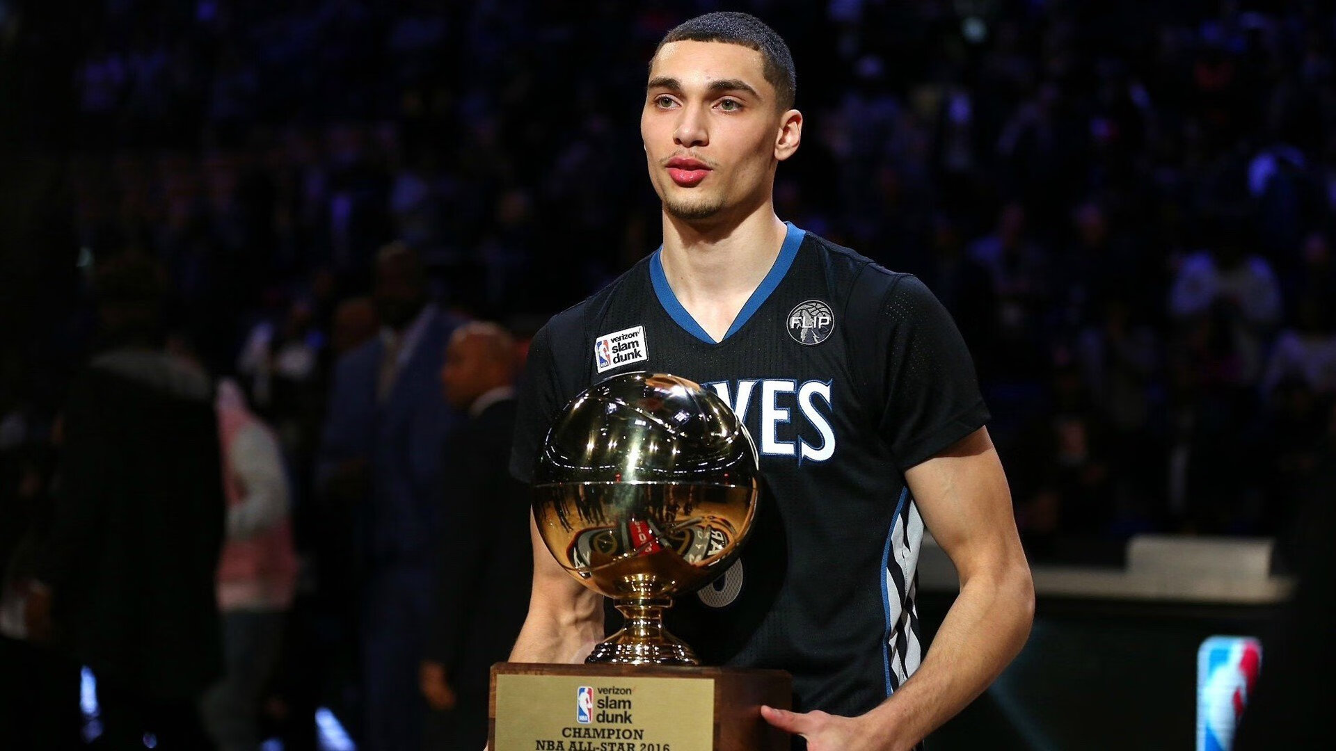 “奋斗青春”青少年篮球公益榜样故事在全国传播,青少年篮球宣传口号